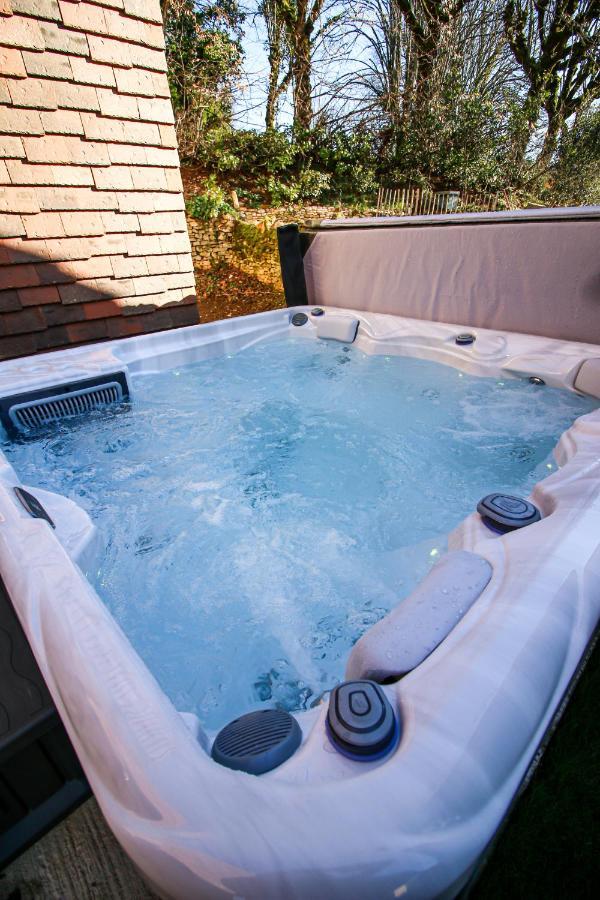 Bella, Jacuzzi Partage & Parking Avec Borne De Recharge Voiture Electrique Apartamento Sarlat-la-Canéda Exterior foto